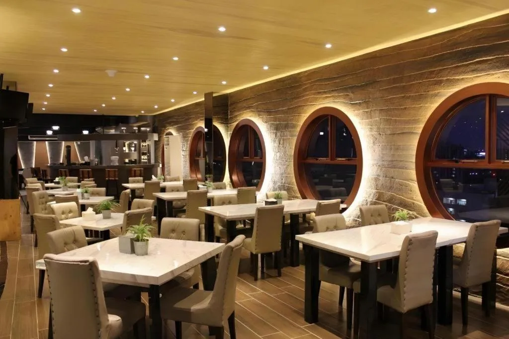 Hermes Palace Hotel Medan