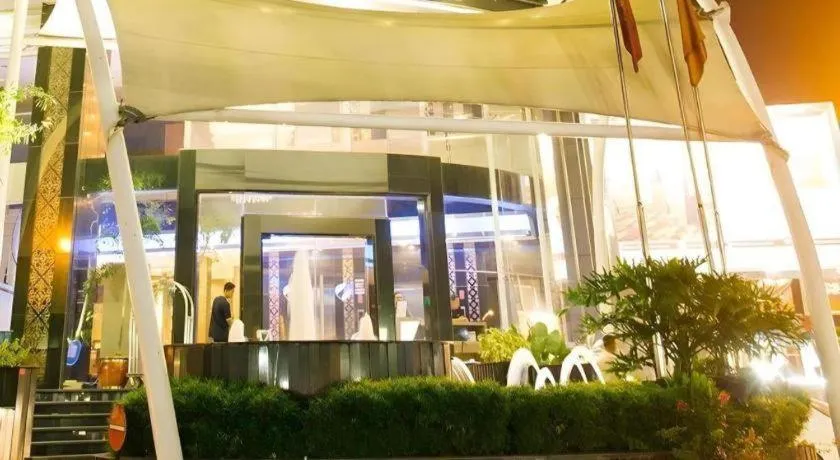 Hermes Palace Hotel Medan