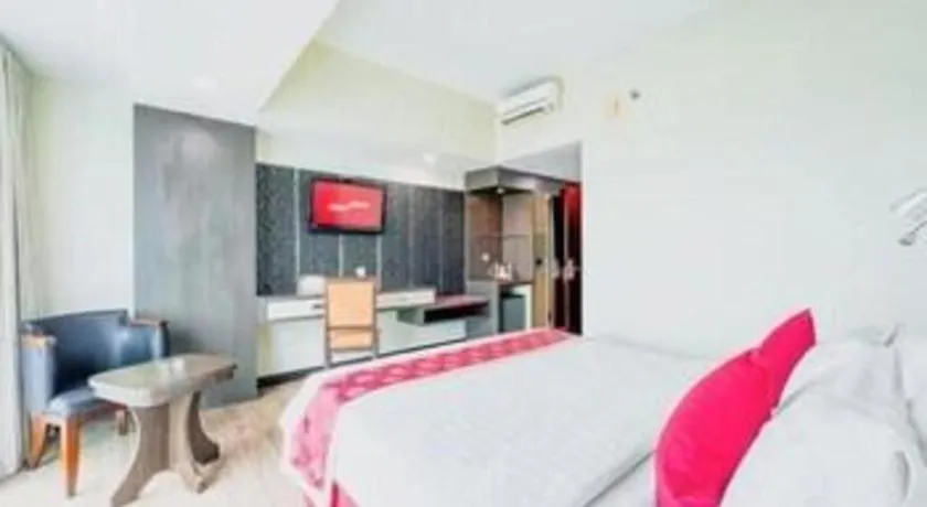 Bed in Hermes Palace Hotel Medan