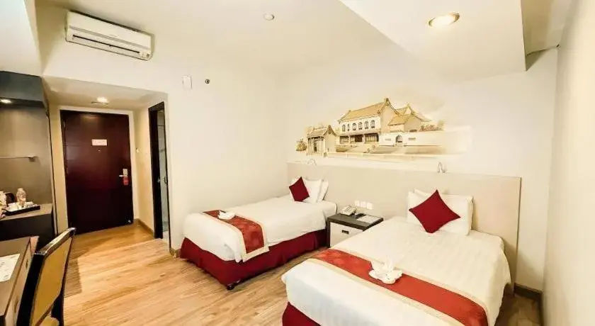 Bed in Hermes Palace Hotel Medan Bed in Hermes Palace Hotel Medan