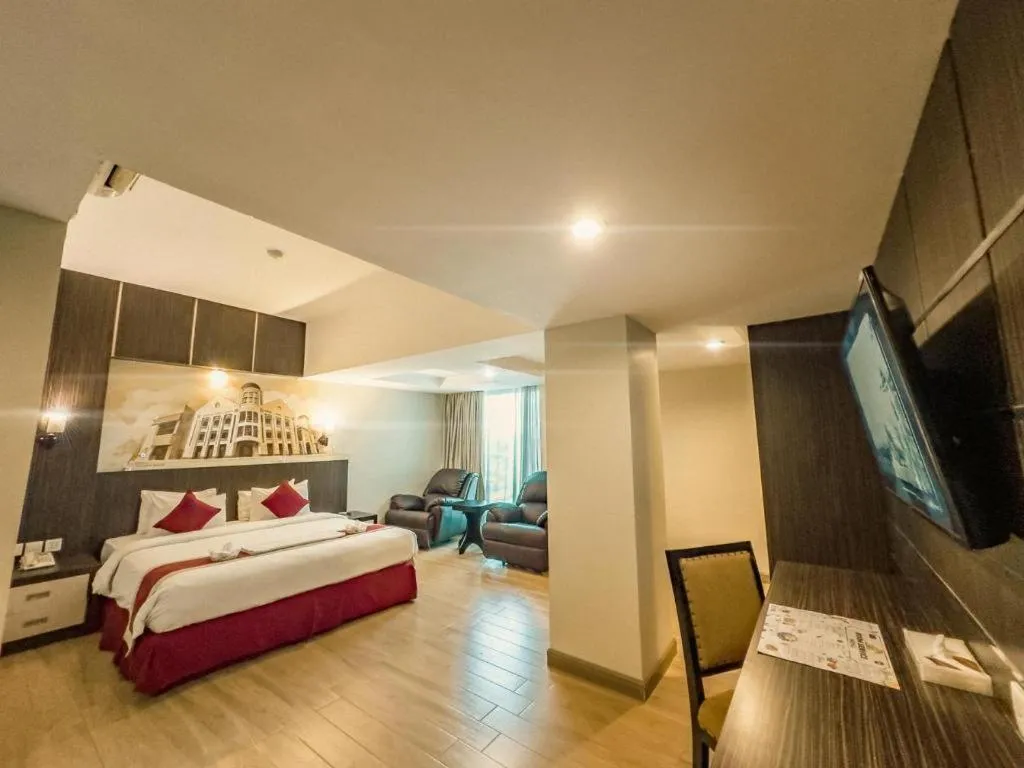 Bed in Hermes Palace Hotel Medan