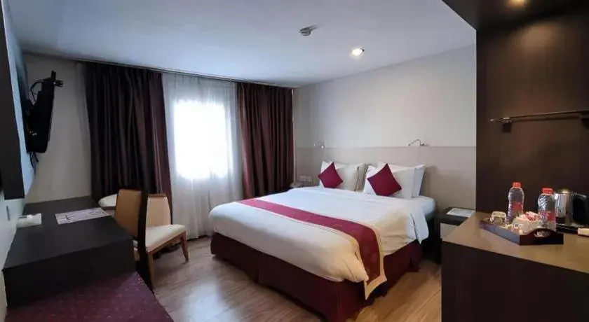 Bed in Hermes Palace Hotel Medan Bed in Hermes Palace Hotel Medan