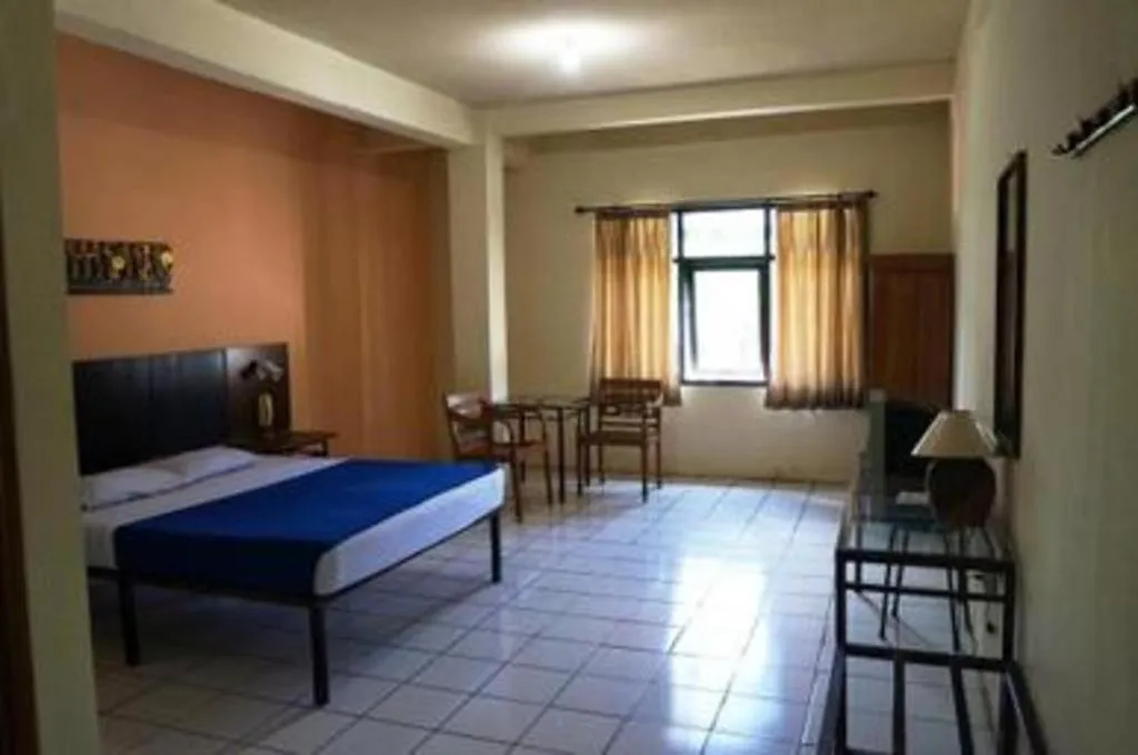 Bed in Hotel Augusta Garut