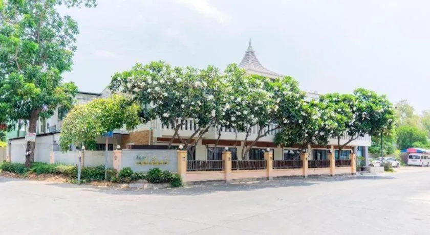 OYO 884 Baan Sang Chan Cha-am