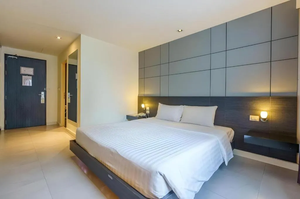 Bed in The Park Residence