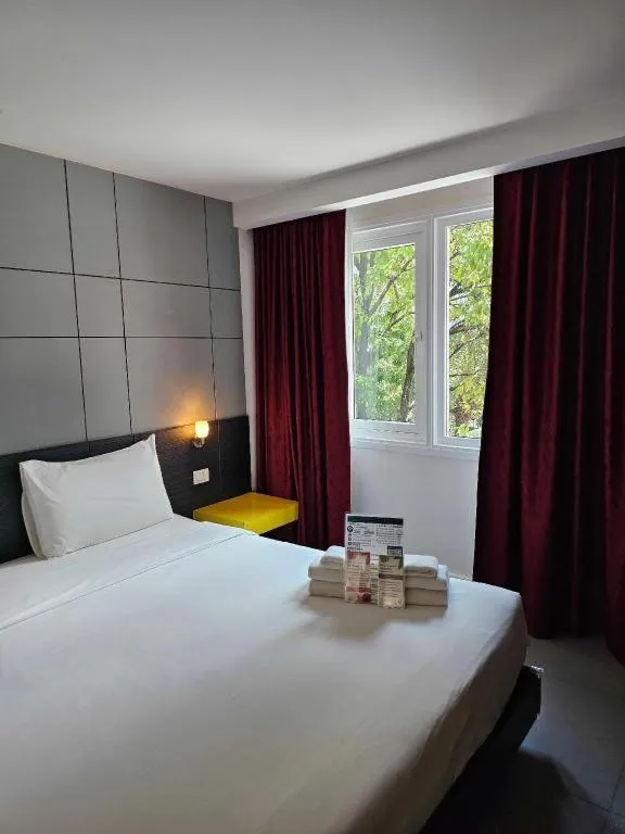 Bed in The Park Residence