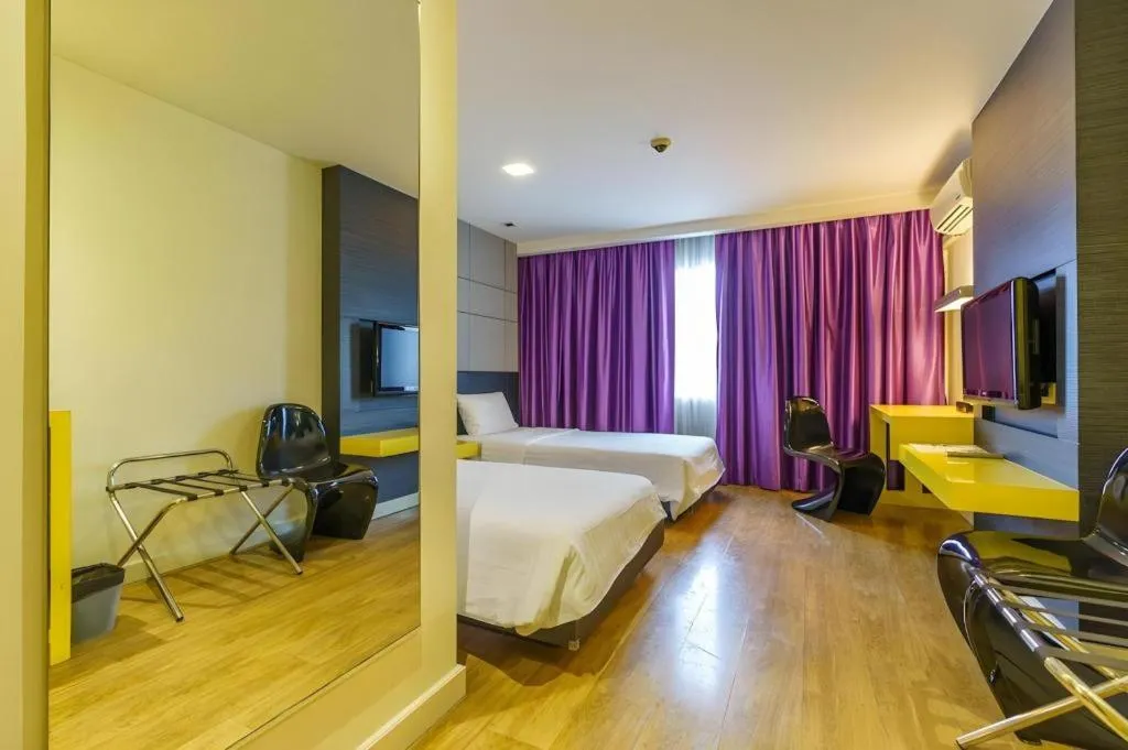 Bed in The Park Residence