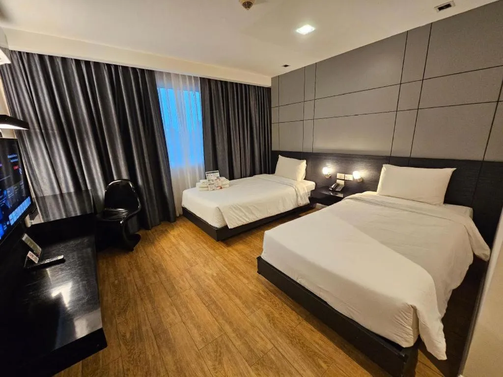 Bed in The Park Residence