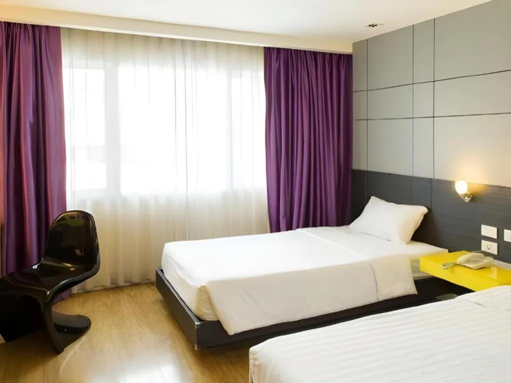 Bed in The Park Residence