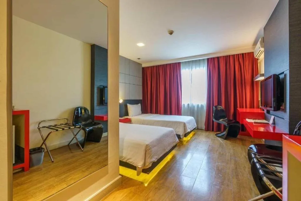 Bed in The Park Residence