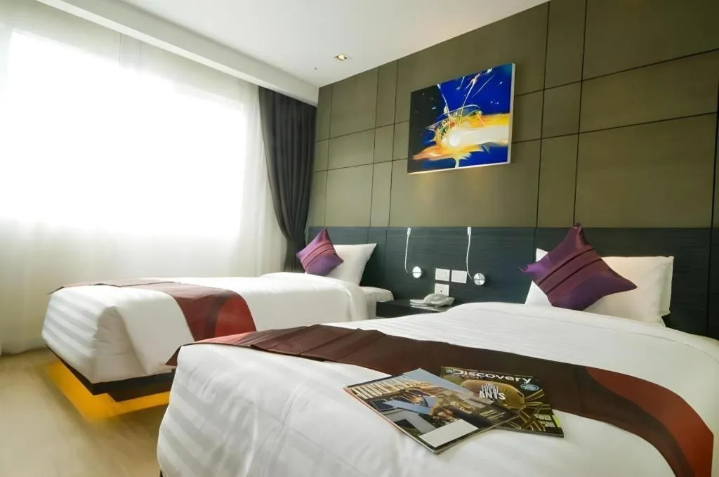 Bed in The Park Residence