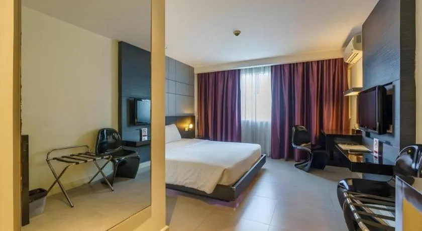 Bed in The Park Residence