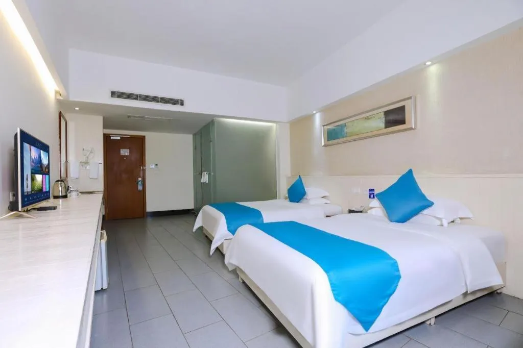 Bed in Sanya Luyi Sea View Hotel