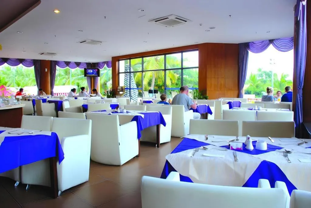 Sanya Luyi Sea View Hotel