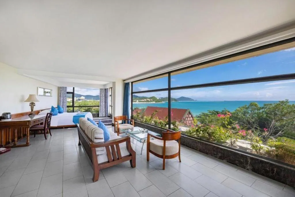 Sanya Luyi Sea View Hotel