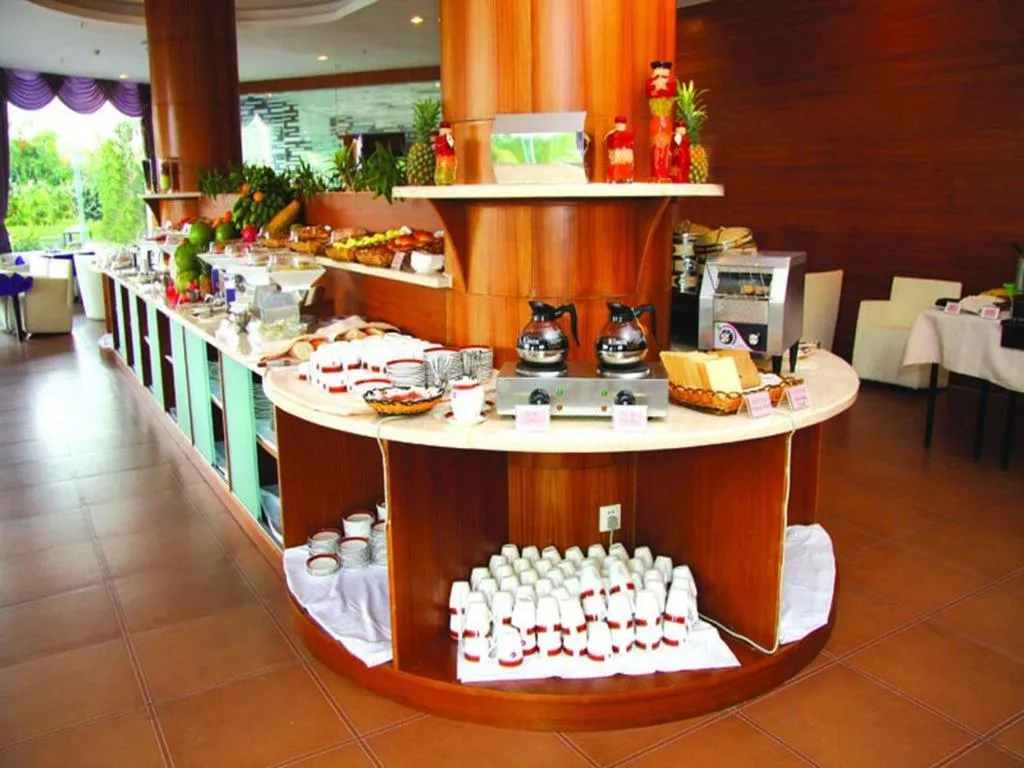 Sanya Luyi Sea View Hotel