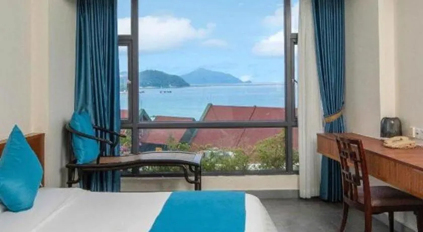 Bed in Sanya Luyi Sea View Hotel