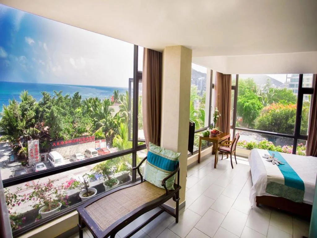 Bed in Sanya Luyi Sea View Hotel