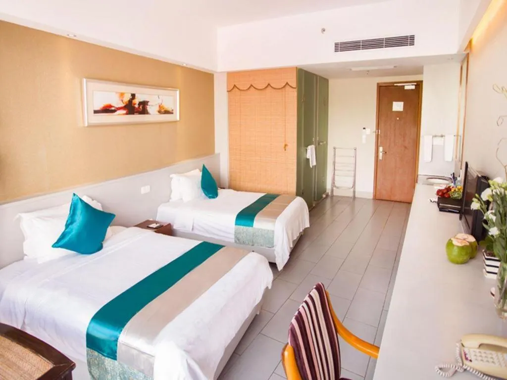 Bed in Sanya Luyi Sea View Hotel