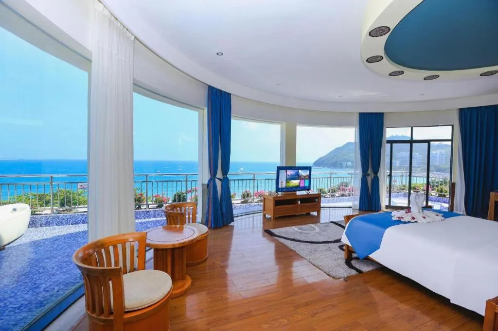 Bed in Sanya Luyi Sea View Hotel