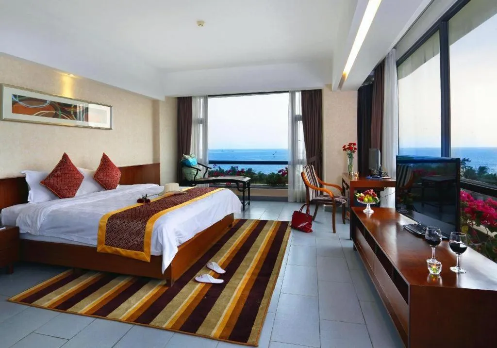 Bed in Sanya Luyi Sea View Hotel