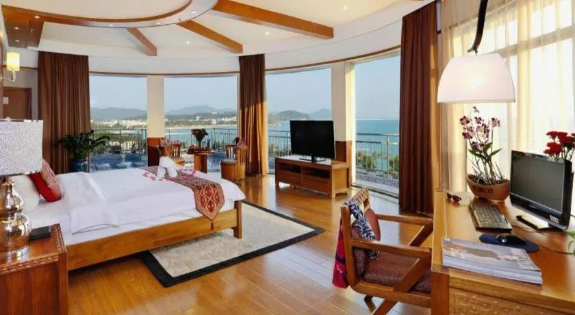 Bed in Sanya Luyi Sea View Hotel