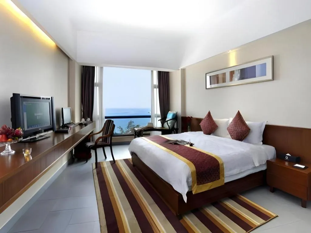 Bed in Sanya Luyi Sea View Hotel