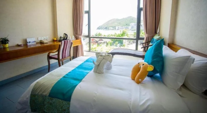 Bed in Sanya Luyi Sea View Hotel