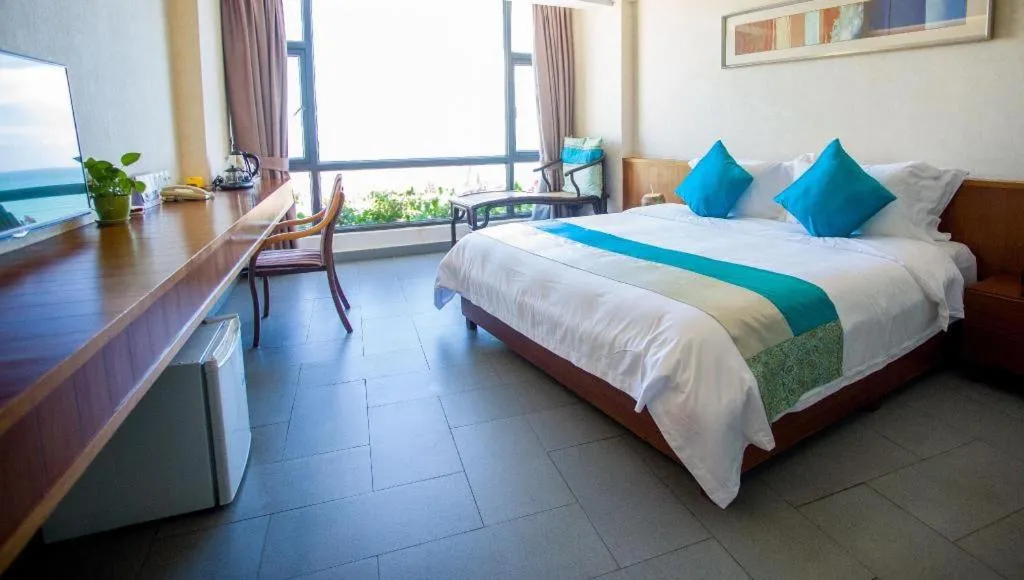 Bed in Sanya Luyi Sea View Hotel