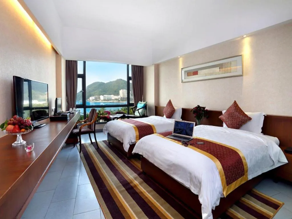 Bed in Sanya Luyi Sea View Hotel