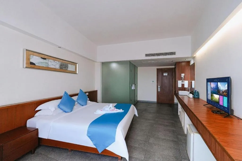 Bed in Sanya Luyi Sea View Hotel