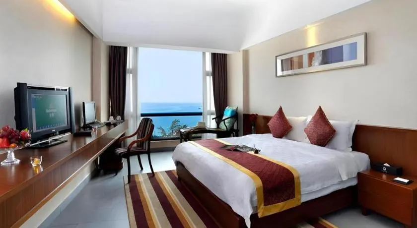 Bed in Sanya Luyi Sea View Hotel