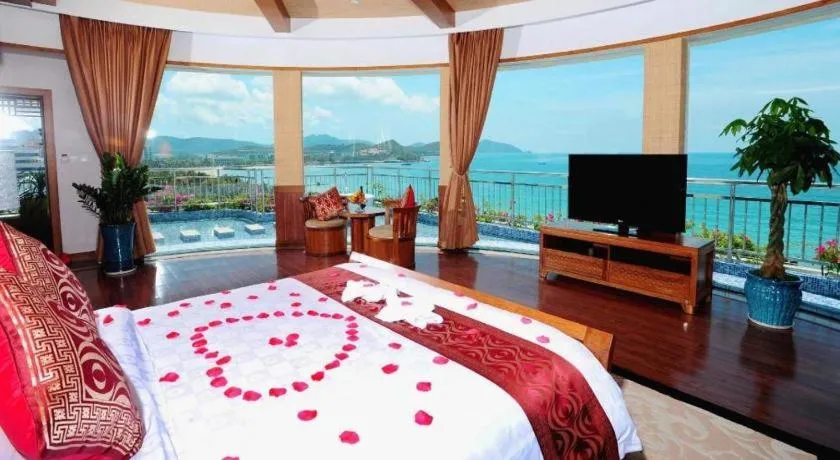 Bed in Sanya Luyi Sea View Hotel