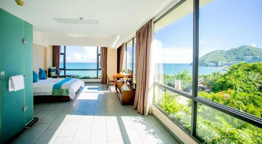 Bed in Sanya Luyi Sea View Hotel