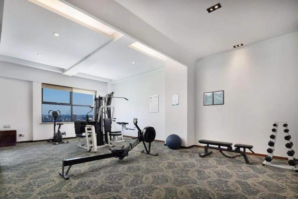 Paradise Jinjiang Hotel