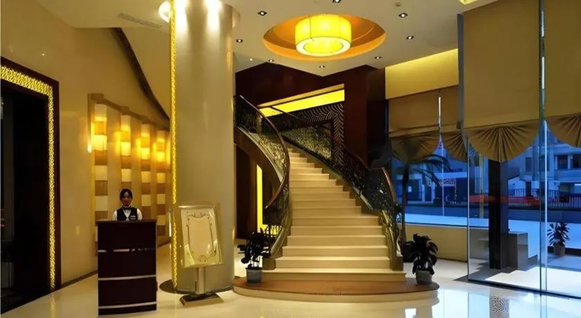 Paradise Jinjiang Hotel