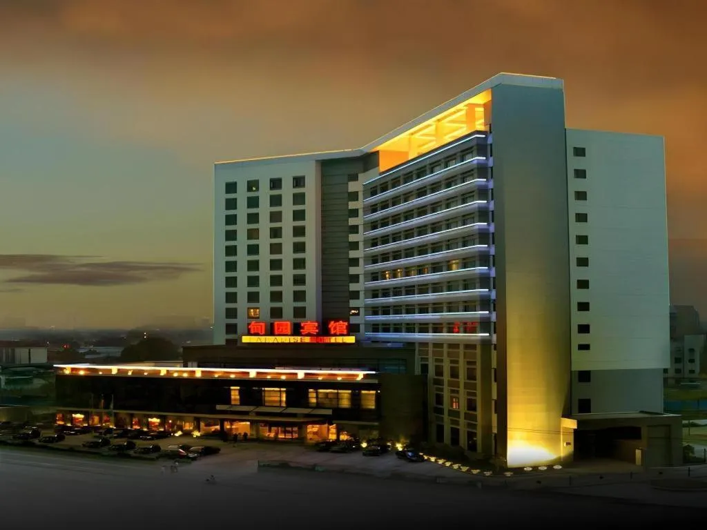 Paradise Jinjiang Hotel