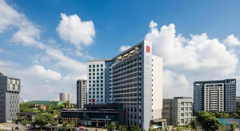 Paradise Jinjiang Hotel