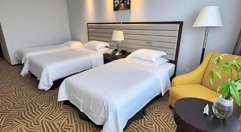 Bed in Paradise Jinjiang Hotel