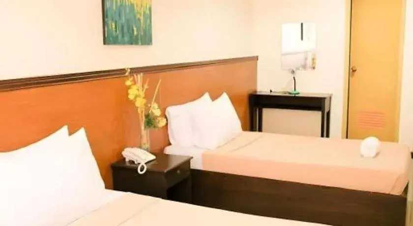 Bed in Ati-Atihan Festival Hotel Bed in Ati-Atihan Festival Hotel