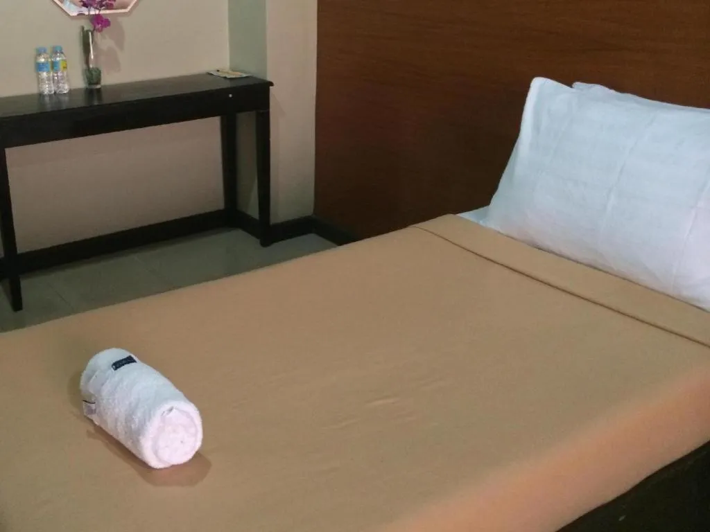 Bed in Ati-Atihan Festival Hotel