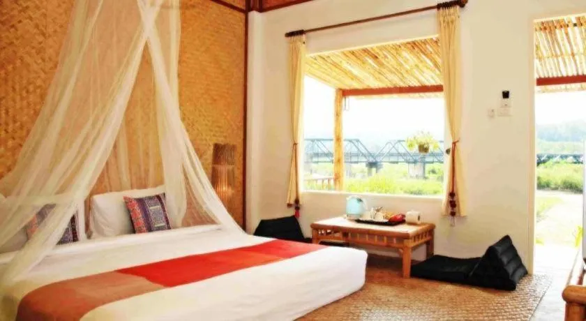 Bed in Him Naam Pai Resort