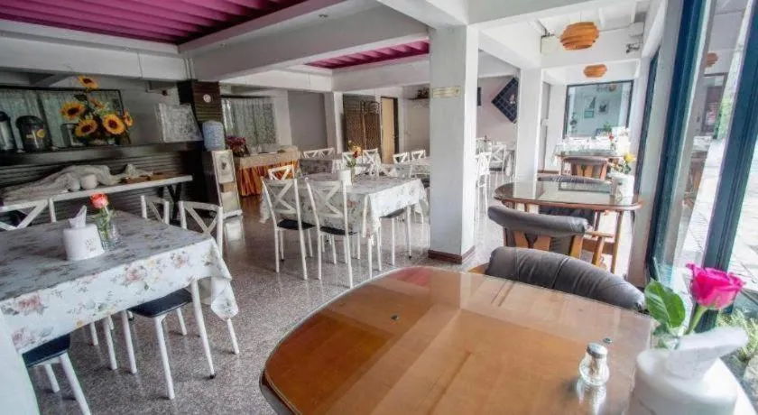 Huay Kaew Palace 1 Hotel