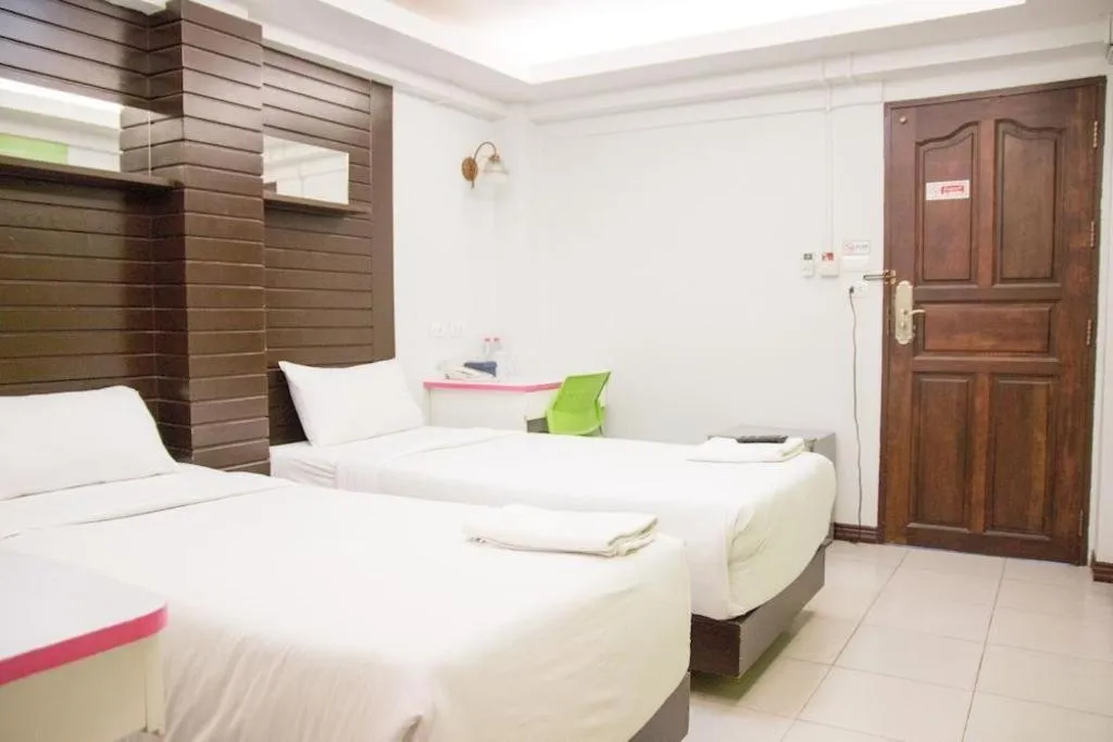 Bed in Huay Kaew Palace 1 Hotel