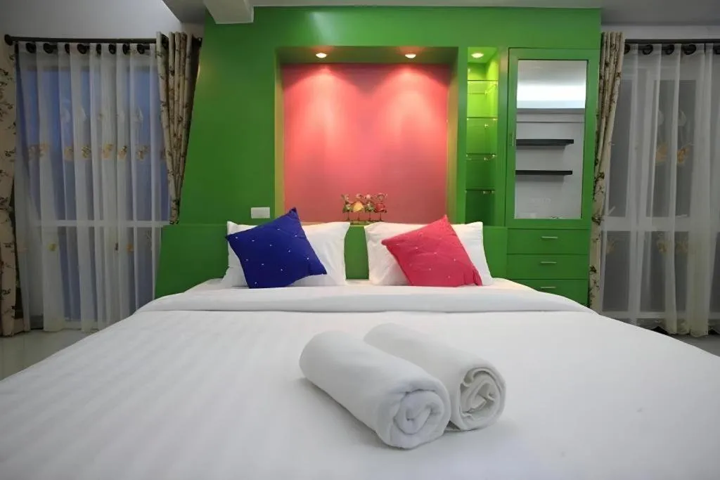 Bed in Huay Kaew Palace 1 Hotel