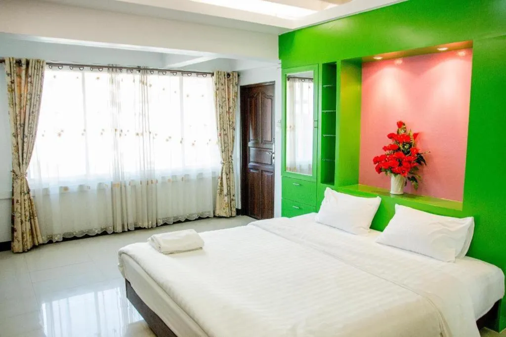 Bed in Huay Kaew Palace 1 Hotel