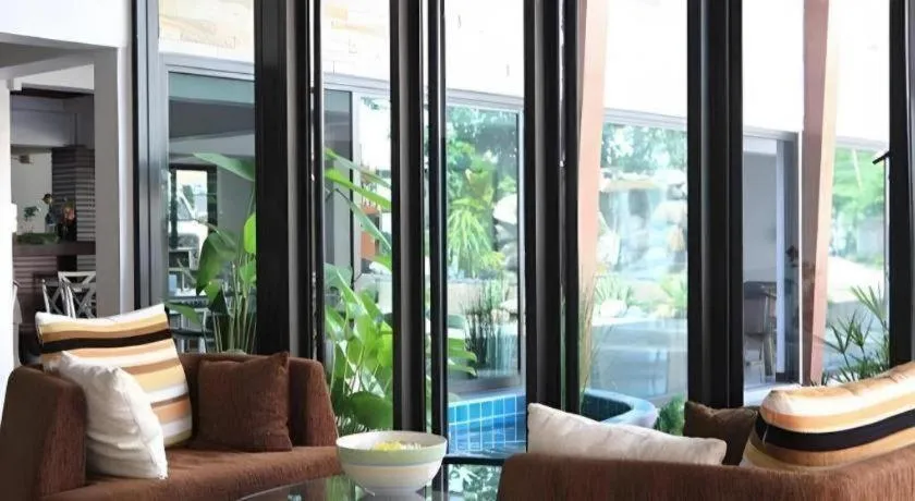 Huay Kaew Palace 1 Hotel