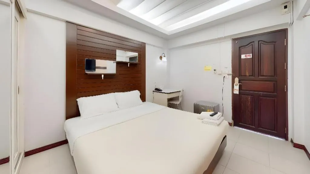 Bed in Huay Kaew Palace 1 Hotel