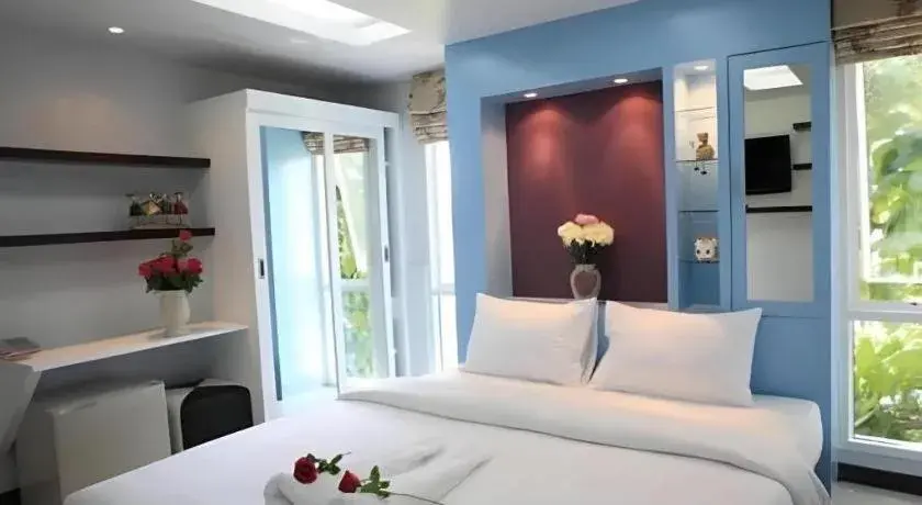 Bed in Huay Kaew Palace 1 Hotel Bed in Huay Kaew Palace 1 Hotel