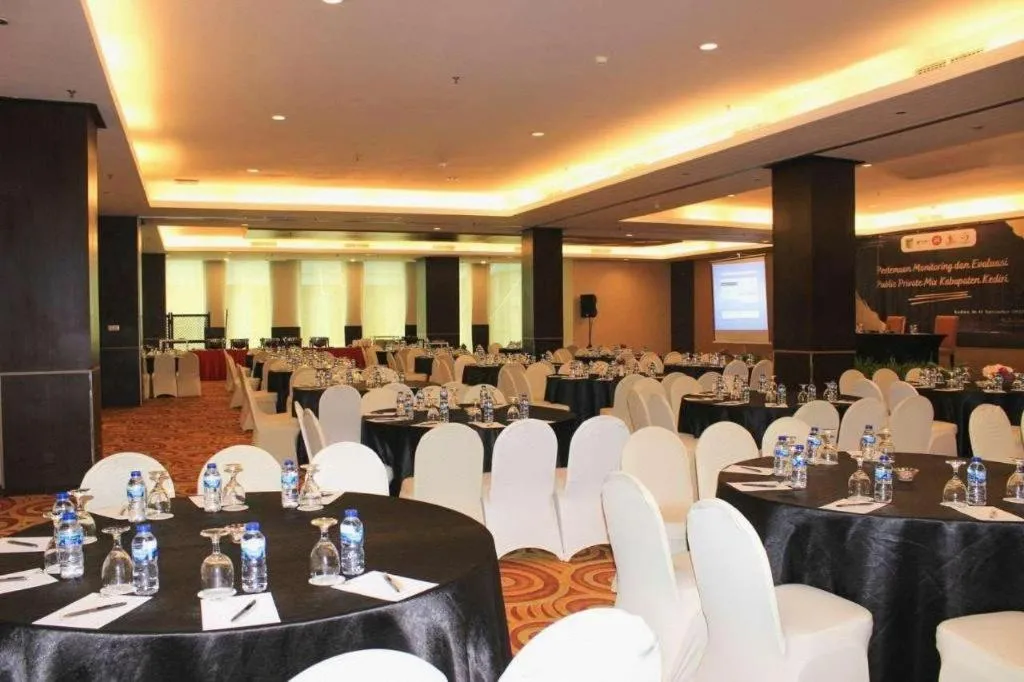 Grand Surya Hotel Kediri